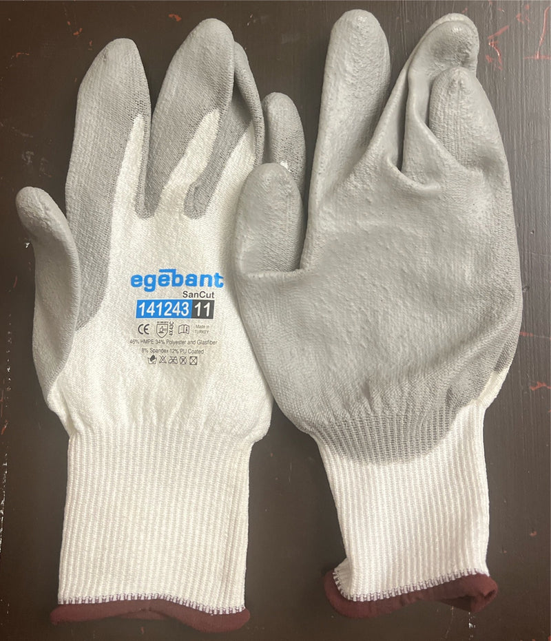 Box Containing 42 Working Gloves